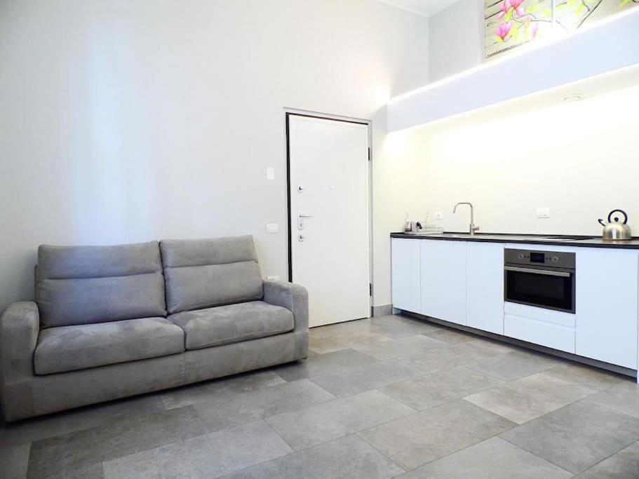 Isola Apartment Pastrengo ミラノ エクステリア 写真